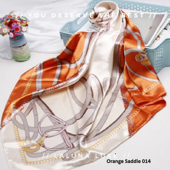 Scarf - Picture 3 of 8